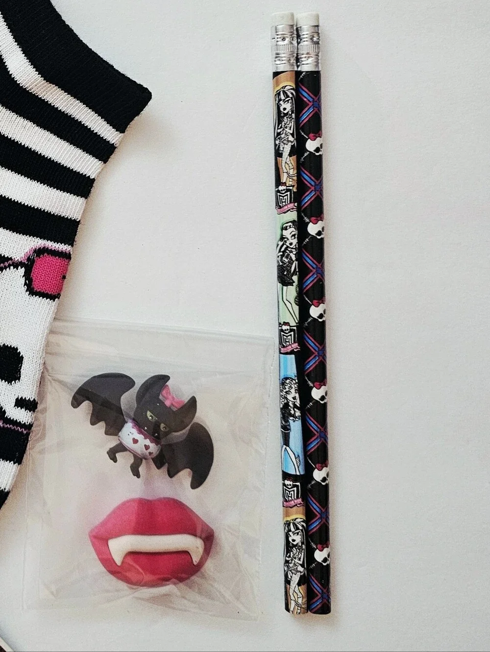 Monster High Socks, Eraser & Pencils Gift Set Black White Striped